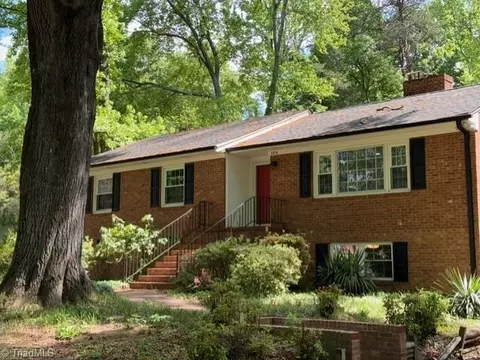 1114 Rustic Rd, Greensboro, NC 27410