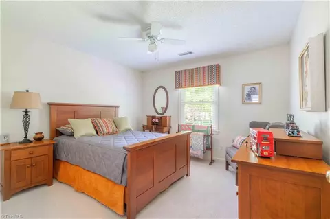 Bedroom - 325 Creekside Dr, High Point, NC 27265 photo 4 of 4