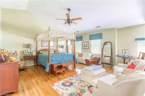 Bedroom - 325 Creekside Dr, High Point, NC 27265 photo 1 of 4