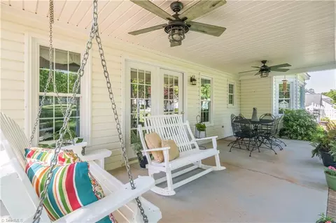 Exterior - 325 Creekside Dr, High Point, NC 27265 photo 8 of 16