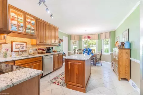 Kitchen - 325 Creekside Dr, High Point, NC 27265 photo 1 of 3