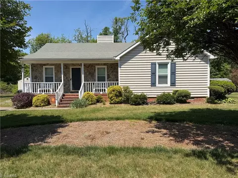 2116 Tealwood Dr, Greensboro, NC 27407