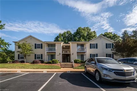 5643 Hornaday Rd #C, Greensboro, NC 27409