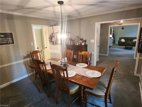 Dining - 101 8th Ave S, Mayodan, NC 27027 photo 2 of 2