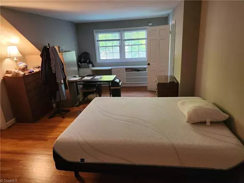 Bedroom - 101 8th Ave S, Mayodan, NC 27027 photo 4 of 7