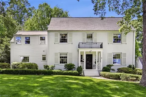 628 Roslyn Rd, Winston Salem, NC 27104