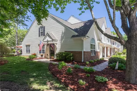 850 Creek Crossing Trl, Whitsett, NC 27377