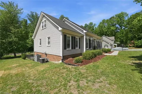 1406 Cherry Dr, Burlington, NC 27215