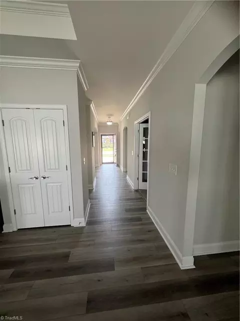 Entry Way - 3729 Echo Forest Trl, High Point, NC 27265 photo 2 of 6