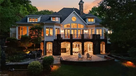 191 Porters Gln, New London, NC 28127