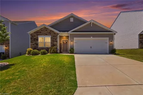 4609 Reedy Creek Farm Cir, Greensboro, NC 27405