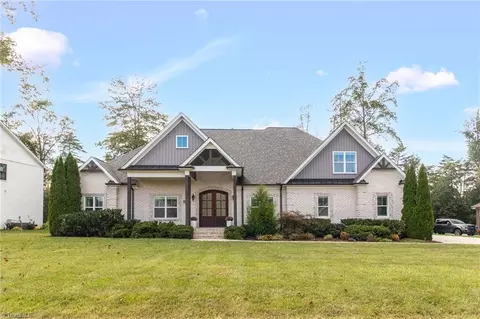 7703 Northern Estates Pt, Greensboro, NC 27455