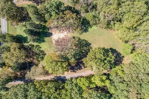 0000 Courtney Huntsville Rd, Yadkinville, NC 27055