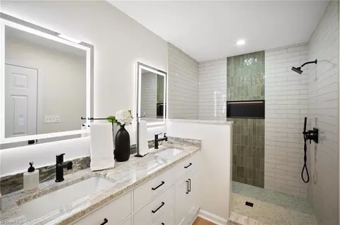 Bath - 102 Birchwood Ct, Trinity, NC 27370 photo 1 of 3