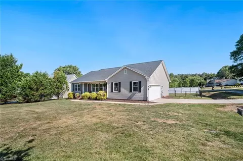 Exterior - 102 Birchwood Ct, Trinity, NC 27370 photo 2 of 11