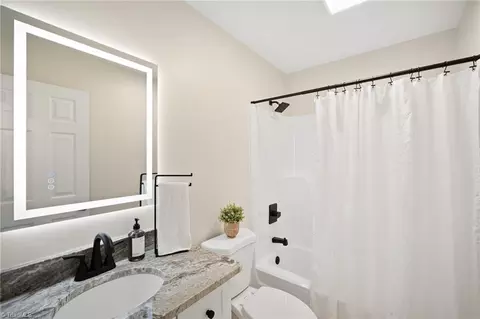 Bath - 102 Birchwood Ct, Trinity, NC 27370 photo 3 of 3