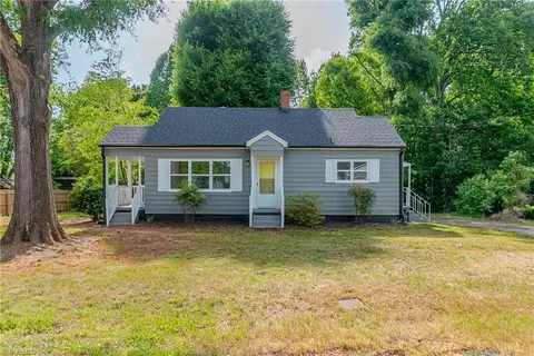 519 Staley St N, Liberty, NC 27298