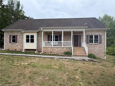 1528 Kallam Mill Rd, Madison, NC 27025