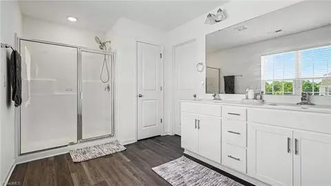 Entry Way - 178 Wickham Ct, Clemmons, NC 27012 photo 6 of 6