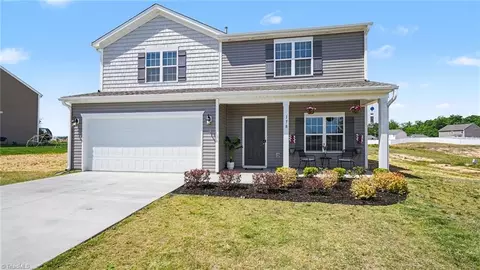 178 Wickham Ct, Clemmons, NC 27012
