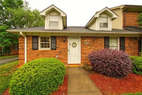 136 Chrisfield Cir, Winston Salem, NC 27104
