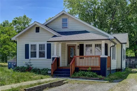209 Burton St, Reidsville, NC 27320