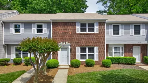 4321 Baylor St, Greensboro, NC 27455