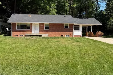 439 Meadowview Dr, Winston Salem, NC 27107