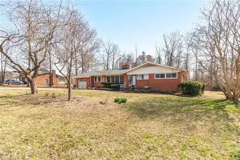 4220 Farlow Dr, Greensboro, NC 27406