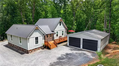 2171 Lassiter Mill Rd, Asheboro, NC 27205