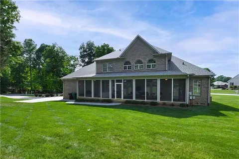 3542 Saddle Brook Dr, Trinity, NC 27370 photo 5
