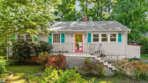 2714 Evergreen Dr, Greensboro, NC 27408
