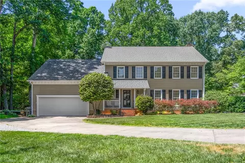 1219 Foxfire Dr, Greensboro, NC 27410