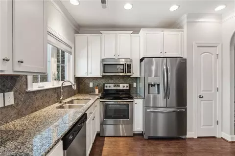 Kitchen - 661 Nikyle Cir, High Point, NC 27265 photo 3 of 4