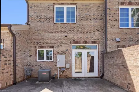 Exterior - 661 Nikyle Cir, High Point, NC 27265 photo 4 of 9