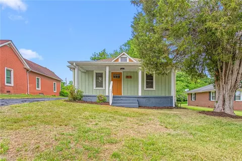 911 Williams St, Eden, NC 27288