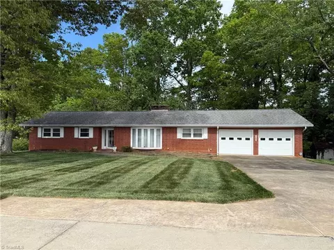 1696 Sparta Rd, North Wilkesboro, NC 28659