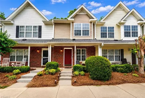 281 Malamute Ln, Greensboro, NC 27407