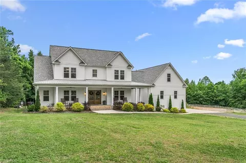 299 Northcrest Dr, Stokesdale, NC 27357