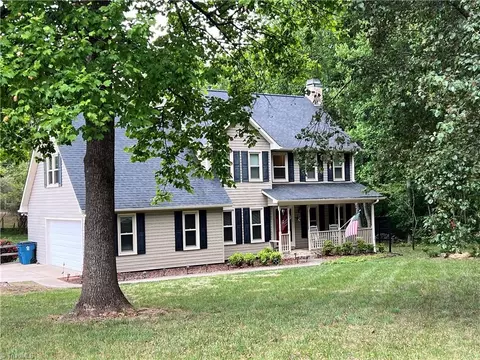 3710 SE School Rd, Greensboro, NC 27406