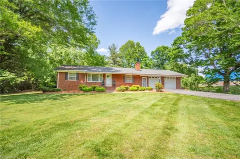 262 Beulah Rd, Statesville, NC 28677