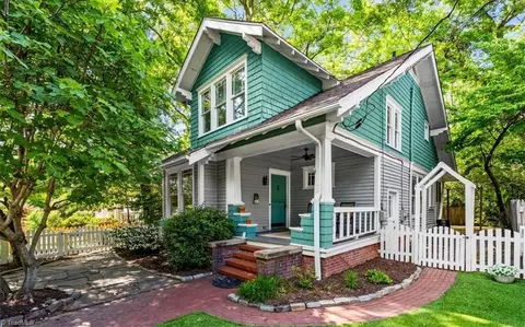 305 Hendrix St E, Greensboro, NC 27401