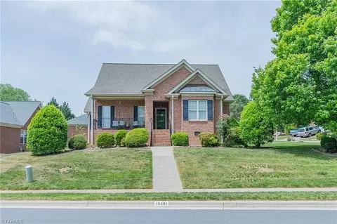 1600 Armistead Dr, Kernersville, NC 27284