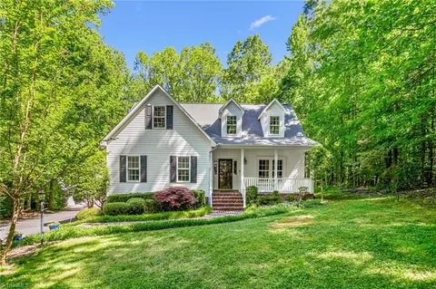 902 904 Raylewood Ct, Greensboro, NC 27406