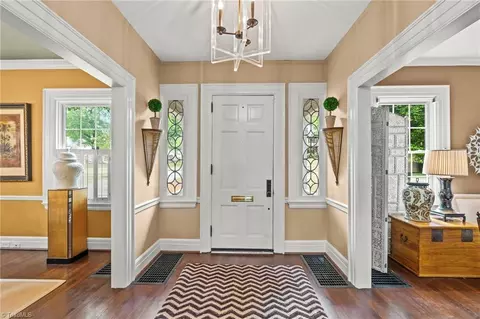 Entry Way - 405 Edgedale Dr, High Point, NC 27262 photo 2 of 4