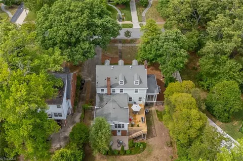 Exterior - 405 Edgedale Dr, High Point, NC 27262 photo 10 of 10