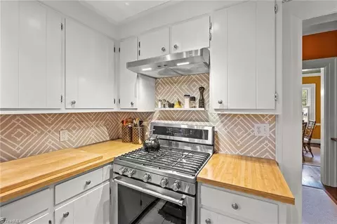 Kitchen - 405 Edgedale Dr, High Point, NC 27262 photo 3 of 3
