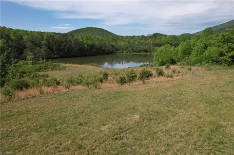 1155 Holly Grove Rd, Lambsburg, VA 24351