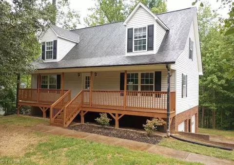 4125 Moat Dr, Winston Salem, NC 27101
