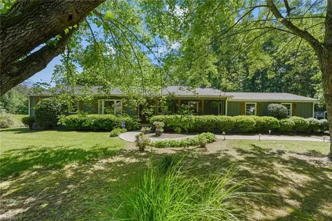 5006 Fast Ln, Greensboro, NC 27406